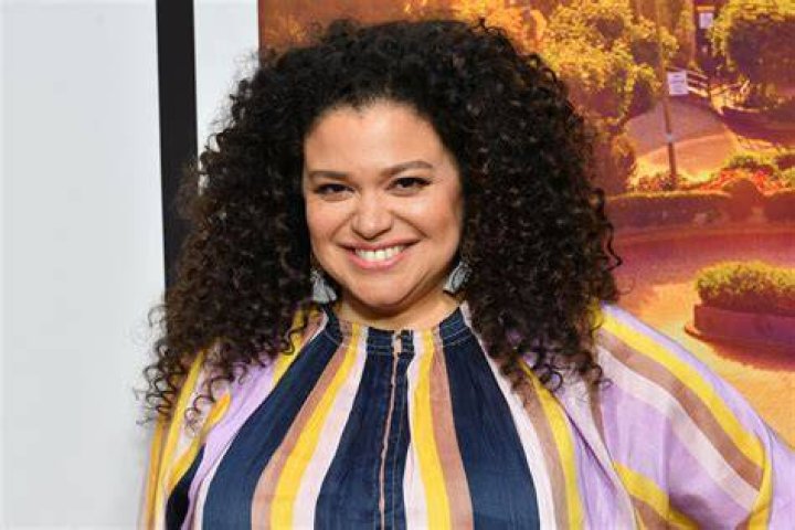 Michelle Buteau lands a lead role in the Netflix comedy series "Survival of the Thickest".